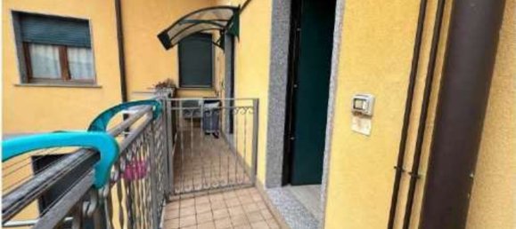 Apartamento de 3 habitaciónes en Rho, Italy No. 114252 3