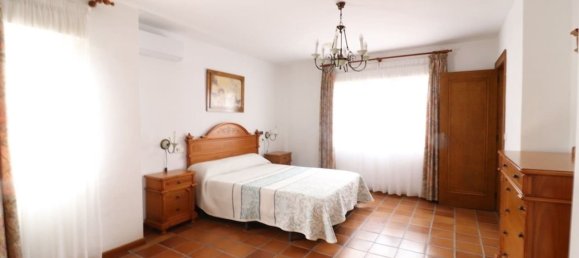 4 bedrooms House in Mil Palmeras, Spain No. 183644 10