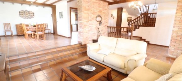 4 bedrooms House in Mil Palmeras, Spain No. 183644 5