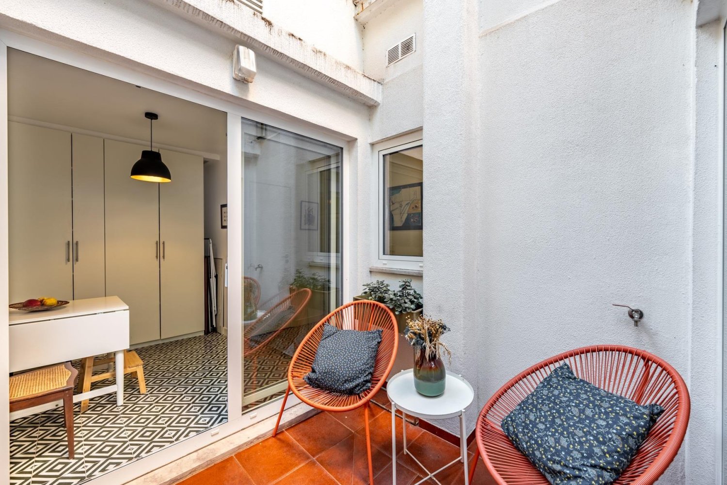 2 bedrooms Apartment in Lisbon, Portugal No. 121434