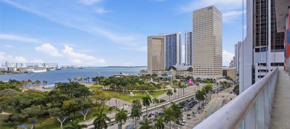 52.68 m² propiedad comercial en venta en Miami, Miami-Dade, Florida, USA № 615778 7