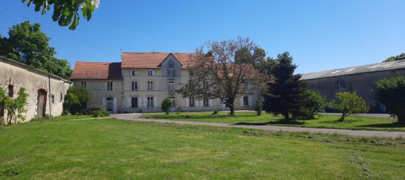 Casa T8 em Aigrefeuille-d'Aunis, France N.º 301482 10