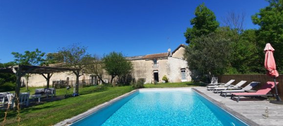 Casa T8 em Aigrefeuille-d'Aunis, France N.º 301482 24