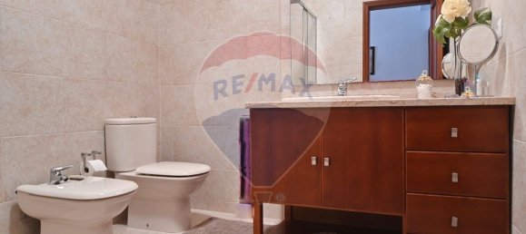 Дом с 4 спальнями в Амадора, Португалия № 173862 17