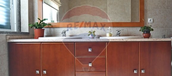 Дом с 4 спальнями в Амадора, Португалия № 173862 27