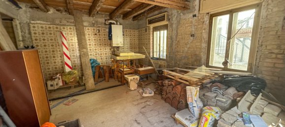 5 Schlafzimmer Wohnung in Udine, Italy, Nr. 287219 5