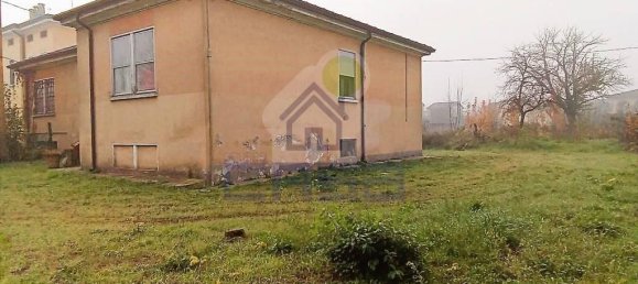 5-salle Villa à Piubega, Italy No. 42600 21