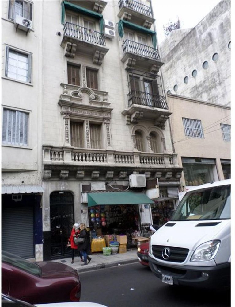 3 bedrooms Apartment in Buenos Aires, Argentina No. 80155