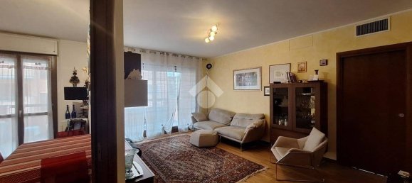 Квартира с 3 спальнями в Маджента, Италия № 304668 3