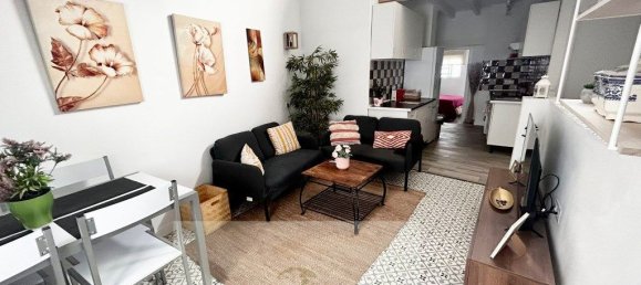 2 bedrooms House in Malaga, Spain No. 157238 2