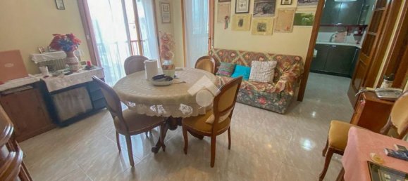 3 rooms Apartment in Parma, Italy No. 298927 4