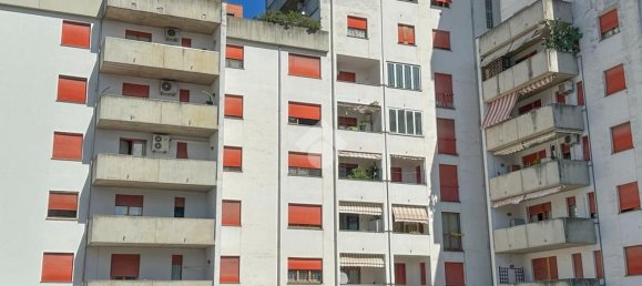 3 rooms Apartment in Parma, Italy No. 298927 17