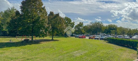 3 rooms Apartment in Parma, Italy No. 298927 19