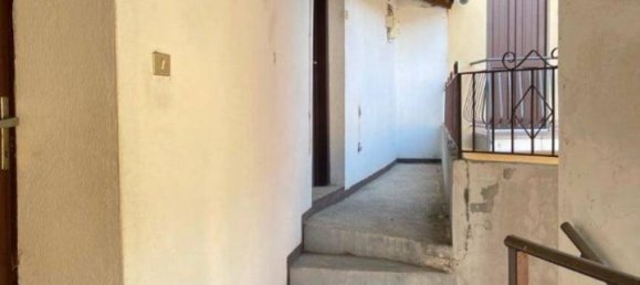 4 rooms House in Provaglio d'Iseo, Italy No. 168881 9