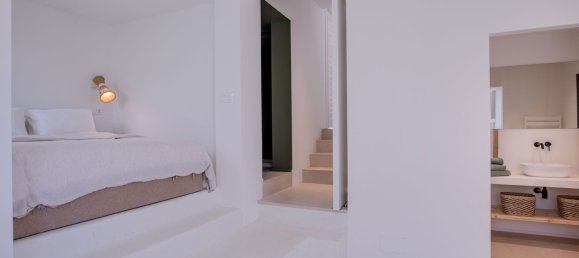 4 bedrooms Villa in Benahavis, Spain No. 4726 25