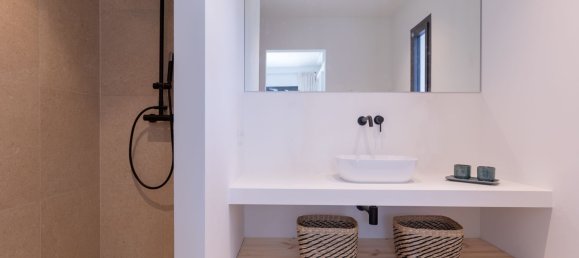 4 bedrooms Villa in Benahavis, Spain No. 4726 26