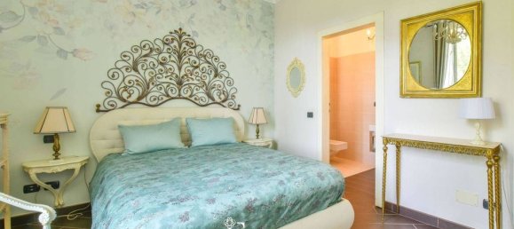 3 غرف نوم فيلا في Bee, Italy رقم 296893 40