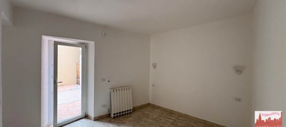 1 bedroom Apartment in Arona, Italy No. 293017 10