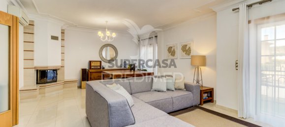 5 chambres Maison à Vialonga, Portugal No. 155719 2