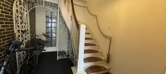 401m² Building in Neuss, Germany No. 71498 5