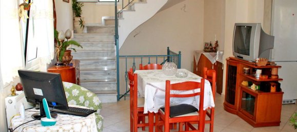 5 bedrooms Commercial property in Loutraki, Greece No. 7063 5