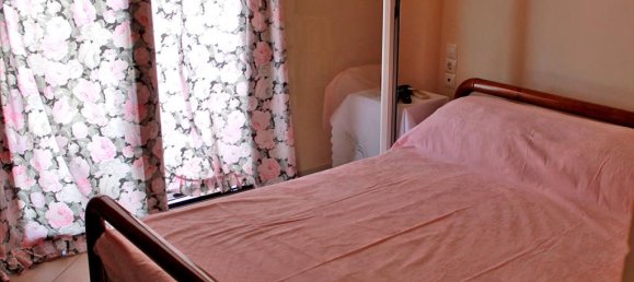 5 bedrooms Commercial property in Loutraki, Greece No. 7063 10