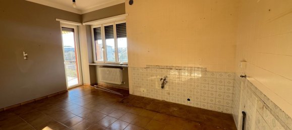 4-Zimmer Wohnung in Moncalieri, Italy, Nr. 77642 11
