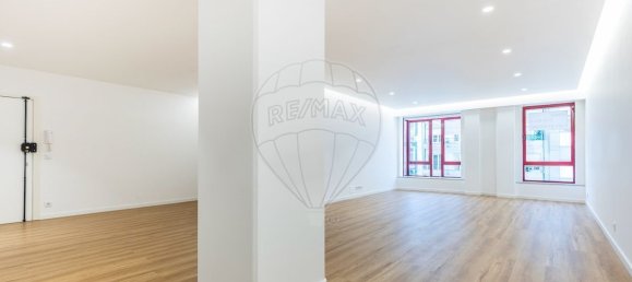 3 bedrooms Apartment in Lisbon, Portugal No. 123347 4