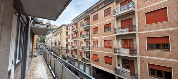 Квартира с 2 спальнями в Бергамо, Италия № 276334 16