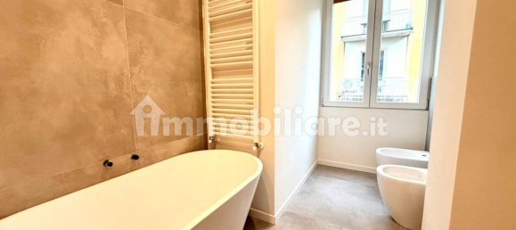 Квартира с 2 спальнями в Бергамо, Италия № 276334 8