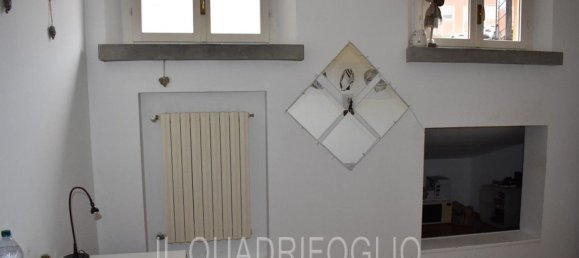 Дом с 6 комнатами в Чезена, Италия № 109902 20