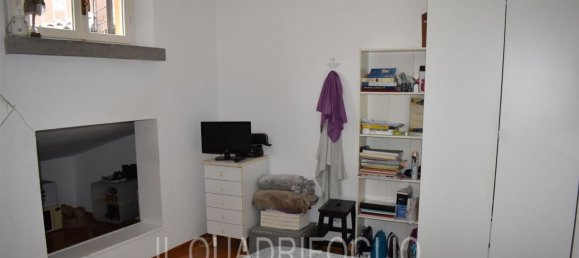 Дом с 6 комнатами в Чезена, Италия № 109902 19