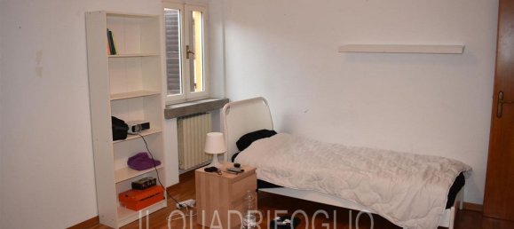 Дом с 6 комнатами в Чезена, Италия № 109902 18