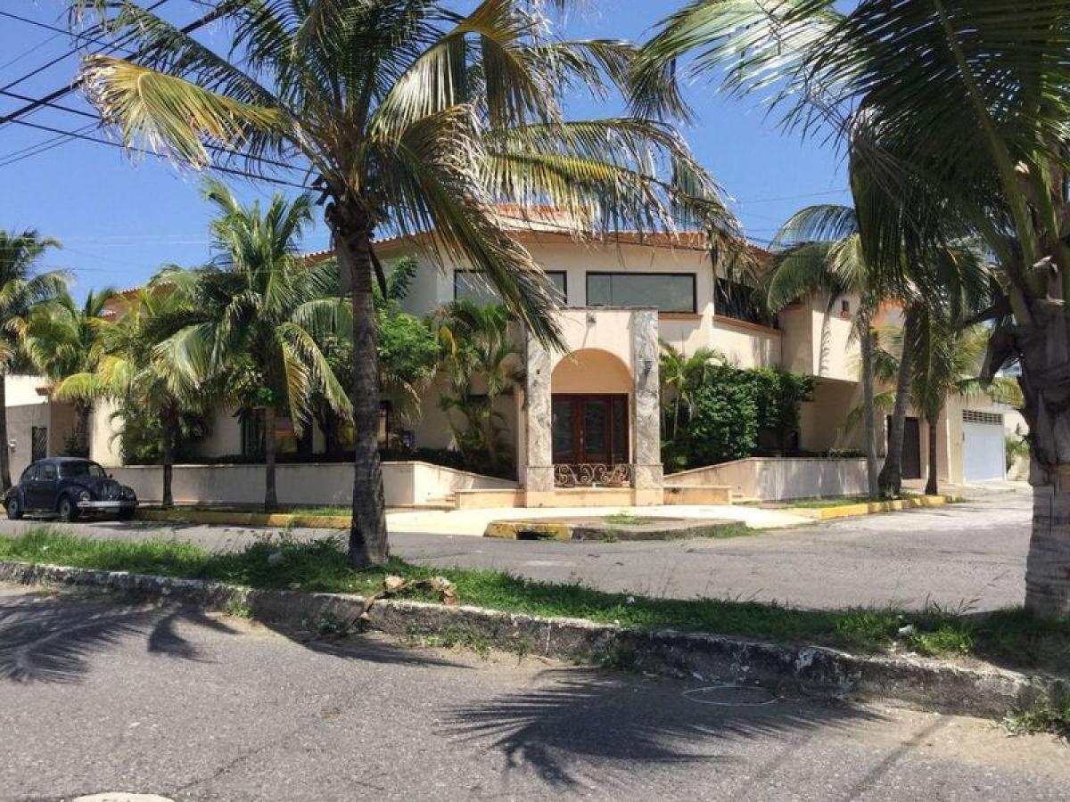 5 bedrooms House in Veracruz, Mexico No. 216857