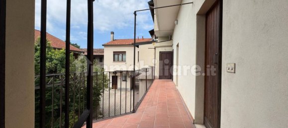 3 Schlafzimmer Haus in Casorate Sempione, Italy, Nr. 319619 7