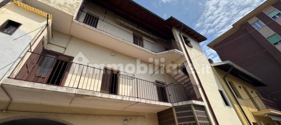 3 Schlafzimmer Haus in Casorate Sempione, Italy, Nr. 319619 37