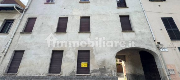 3 Schlafzimmer Haus in Casorate Sempione, Italy, Nr. 319619 41