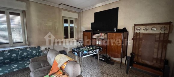 3 Schlafzimmer Haus in Casorate Sempione, Italy, Nr. 319619 21
