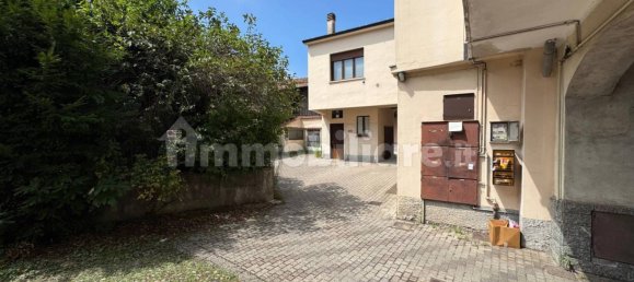 3 Schlafzimmer Haus in Casorate Sempione, Italy, Nr. 319619 5