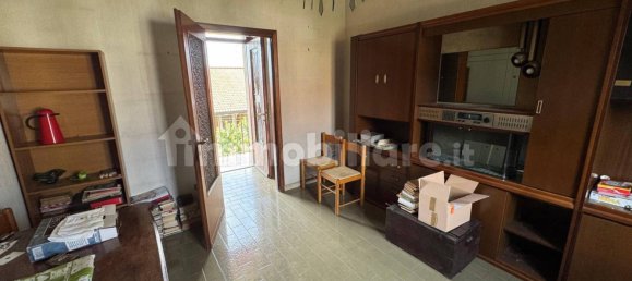 3 Schlafzimmer Haus in Casorate Sempione, Italy, Nr. 319619 15