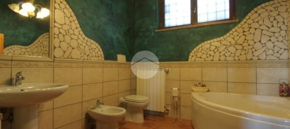 5 bedrooms Villa in Fara in Sabina, Italy No. 50129 22