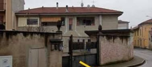 Квартира с 2 спальнями в Дайраго, Италия № 371775 2