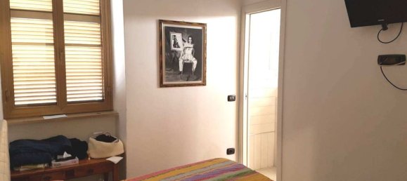 Apartamento de 3 habitaciónes en Latina, Italy No. 298807 5