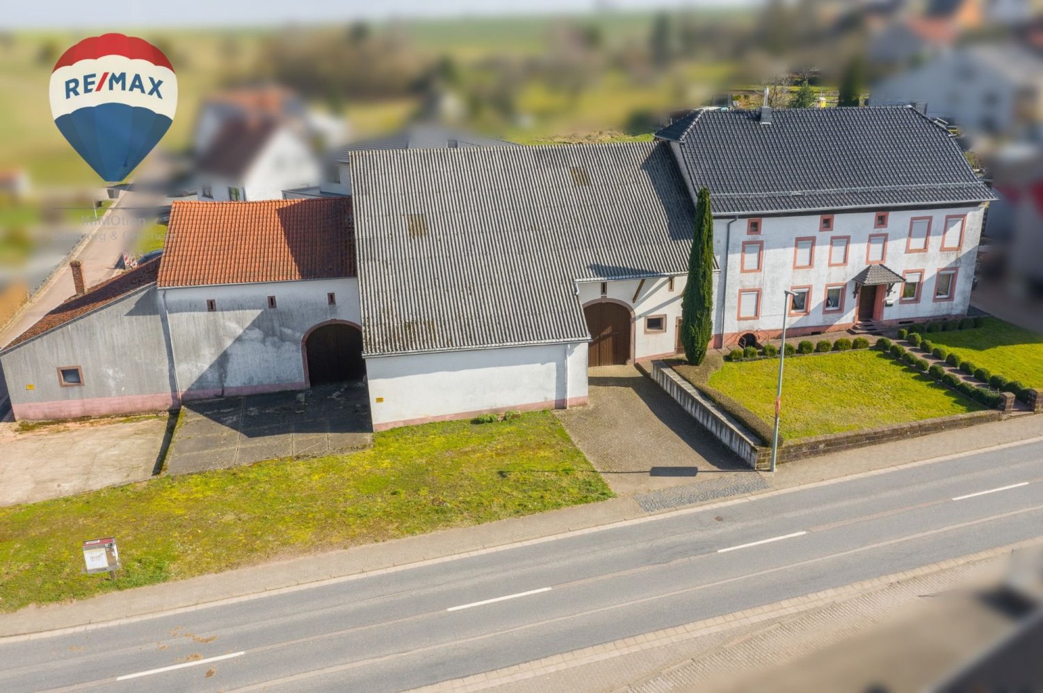 5 rooms House in Saarland, Germany No. 85335