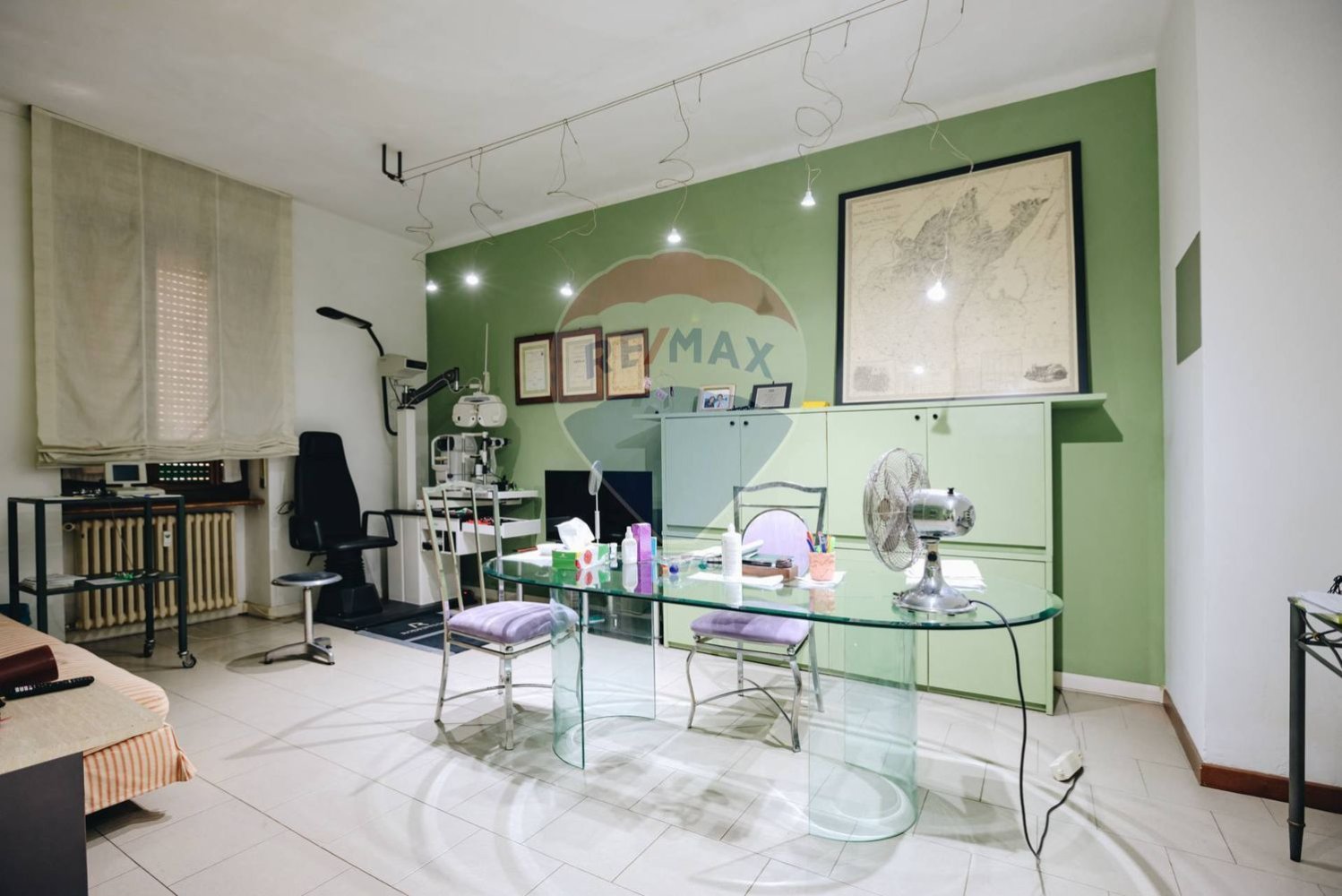 2-salle Appartement à Brescia, Italy No. 282394