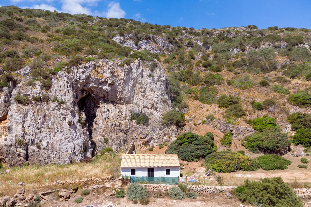 2 bedrooms House in Vila do Bispo, Portugal No. 168007