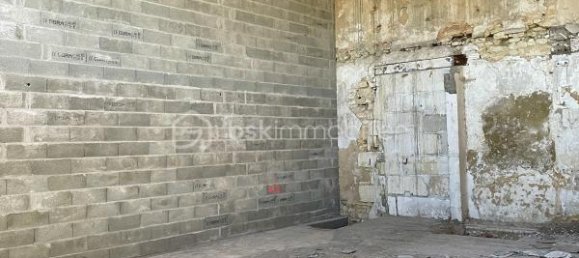 1-salle Bâtiment à Rochefort, France No. 97716 2