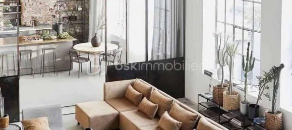 1-salle Bâtiment à Rochefort, France No. 97716 8