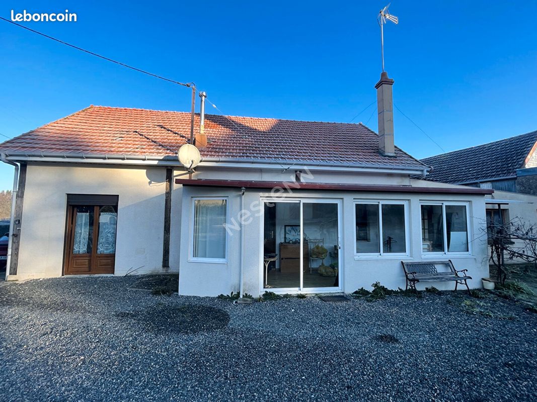 2 bedrooms House in Baudres, France No. 76661