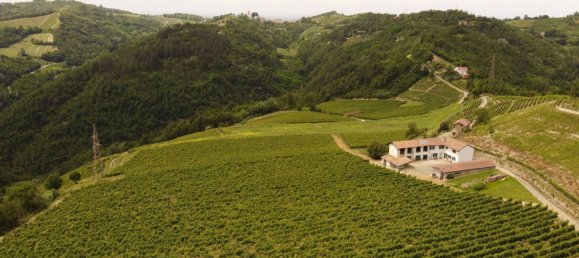 6 bedrooms House in Cassinasco, Italy No. 118577 12